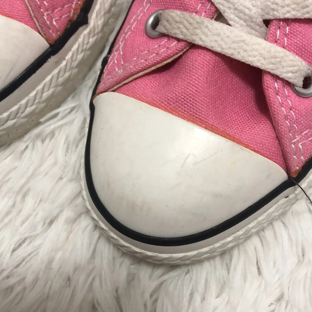 Pink Converse All Star